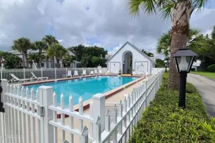 522 Beach Park Ln, Cape Canaveral, FL 32920 - Photo 4