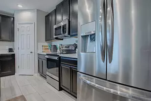 911 Avenal, Davenport, FL 33837 - Photo 10