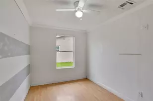 1053 E Hancock Dr, Deltona, FL 32725 - Photo 18