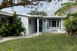 5400 Circle Dr, Weeki Wachee, FL 34607 - Photo 2