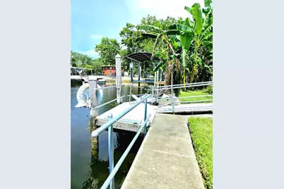 5400 Circle Drive, Weeki Wachee, FL 34607 - Photo 6