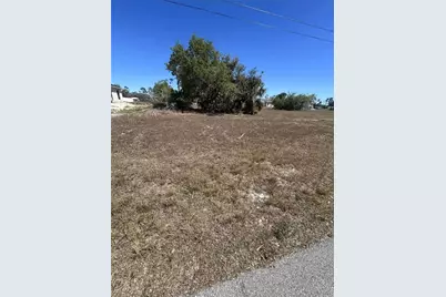 4009 NE 22nd Place #88, Cape Coral, FL 33909 - Photo 2