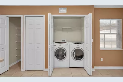 2847 Metro Sevilla Dr #105, Orlando, FL 32835 - Photo 22