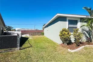 6336 Florida Circle, Apollo Beach, FL 33572 - Photo 8