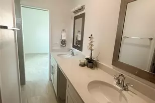 388 Chinaberry Ave, Oviedo, FL 32765 - Photo 16