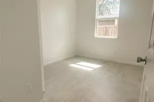 388 Chinaberry Ave, Oviedo, FL 32765 - Photo 8