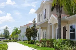 8953 Shine Dr, Kissimmee, FL 34747 - Photo 2