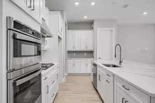 919 Tassleflower Trl, Saint Cloud, FL 34771 - Photo 4