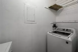 5929 Windhover Dr, Orlando, FL 32819 - Photo 12