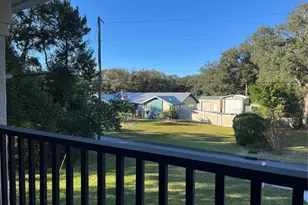 810 E Yorkshire Dr, Deland, FL 32724 - Photo 10