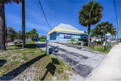 927 N US Highway 1, Fort Pierce, FL 34950 - Photo 24