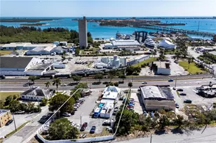 927 N US Hwy 1, Fort Pierce, FL 34950 - Photo 12