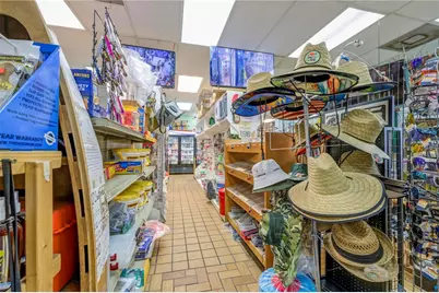 927 N US Highway 1, Fort Pierce, FL 34950 - Photo 56