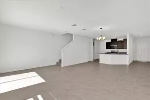 375 Sequoia Dr, Lake Wales, FL 33859 - Photo 2