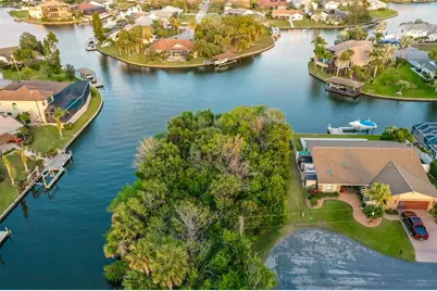 44 Cloverdale Court N, Palm Coast, FL 32137 - Photo 14