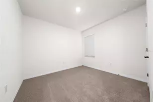 2667 Swooping Sparrow Dr, Saint Cloud, FL 34771 - Photo 14