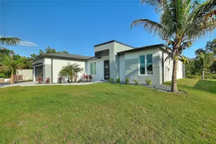 24510 Kingsway Circle, Punta Gorda, FL 33983 - Photo 6
