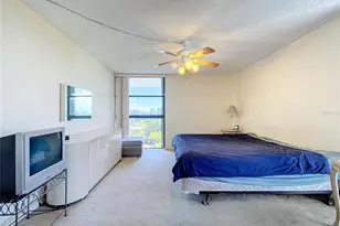 20225 NE 34th Ct, Miami, FL 33180 - Photo 32