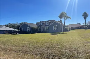 1901 Griff Wood Ct, Saint Cloud, FL 34772 - Photo 2