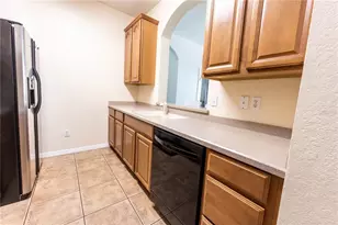 1351 Venezia Ct, Davenport, FL 33896 - Photo 6