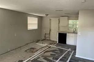 5117 Behms Ct, Port Richey, FL 34668 - Photo 10