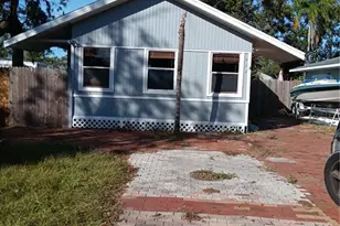 718 New York St, Clearwater, FL 33756 - Photo 2