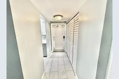 24 Golfs Edge #A, West Palm Beach, FL 33417 - Photo 2
