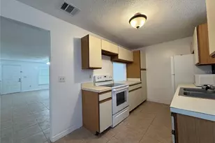 1627 Eagle Creek Cir, Orlando, FL 32807 - Photo 16