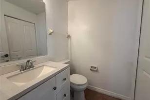 1627 Eagle Creek Cir, Orlando, FL 32807 - Photo 20