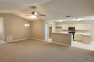 32712 Timberwood Dr, Leesburg, FL 34748 - Photo 4