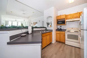 6413 Astor Village Ave, Orlando, FL 32835 - Photo 10