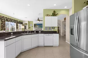 8511 La Isla Dr, Kissimmee, FL 34747 - Photo 10