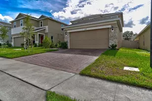 1726 Tree Shade Dr, Davenport, FL 33837 - Photo 4