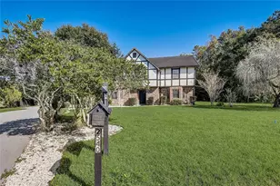 2540 Albany Dr, Kissimmee, FL 34758 - Photo 4