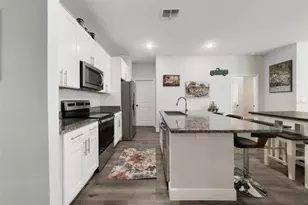 1630 W New York Ave, Orange City, FL 32763 - Photo 4