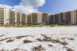 880 Mandalay Ave, Clearwater Beach, FL 33767 - Photo 34