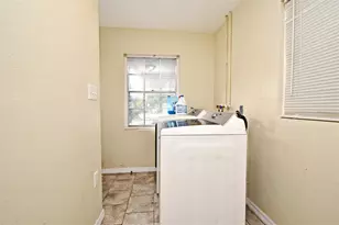 176 E Grandbend Ave, Lake Mary, FL 32746 - Photo 30