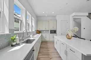 2221 Valentine Aly, Orlando, FL 32804 - Photo 12