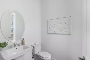 2221 Valentine Aly, Orlando, FL 32804 - Photo 22