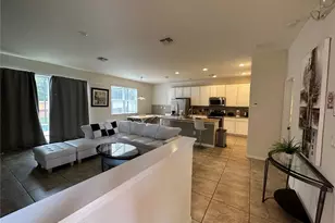 840 Las Fuentes Dr, Kissimmee, FL 34746 - Photo 2