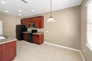 2840 Grasmere View Pkwy, Kissimmee, FL 34746 - Photo 14