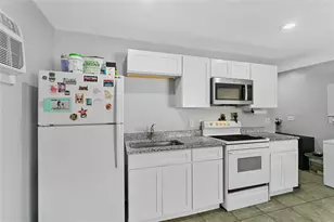 627 N Hyer Ave, Orlando, FL 32803 - Photo 44