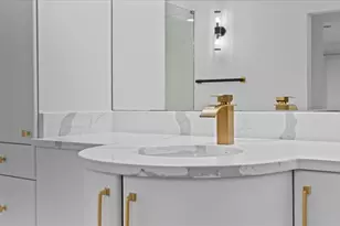 400 E Colonial Dr, Orlando, FL 32803 - Photo 28