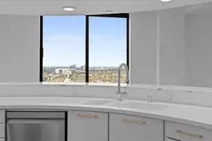 400 E Colonial Dr, Orlando, FL 32803 - Photo 14