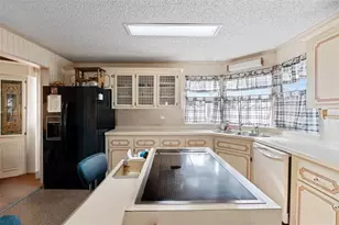 2673 Cayman Cir, Zellwood, FL 32798 - Photo 6