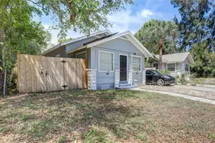 1743 Yale St S, Saint Petersburg, FL 33712 - Photo 2