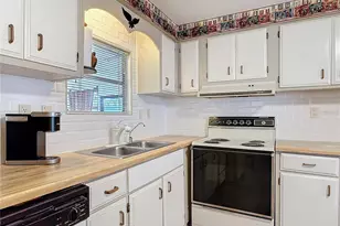 804 Swallow Ln, Osteen, FL 32764 - Photo 14