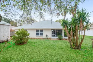 3203 Victoria Ln, Eustis, FL 32726 - Photo 4