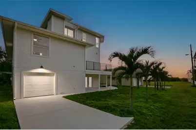 606 Indiana Avenue, Crystal Beach, FL 34681 - Photo 52