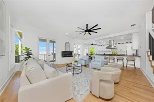606 Indiana Ave, Crystal Beach, FL 34681 - Photo 6